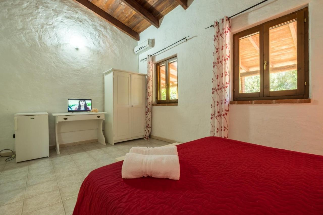 Agriturismo Il Paradiso 이글레시아스 외부 사진